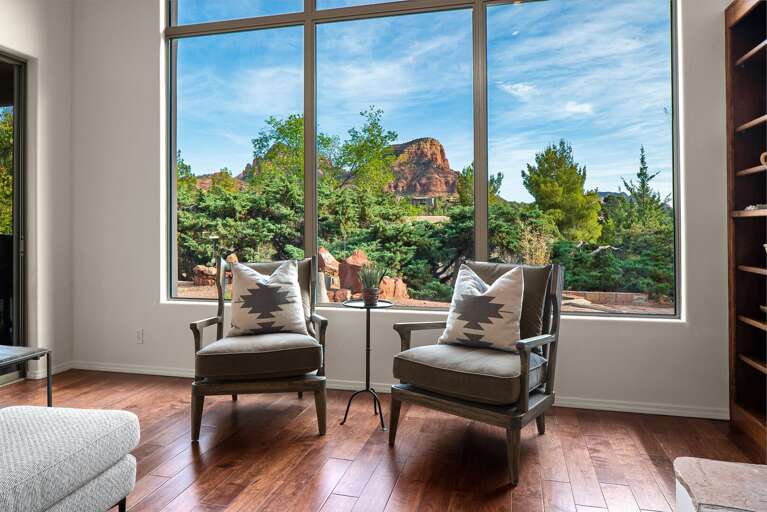 Living Area Seating w/ View Living Area Seating w/ View