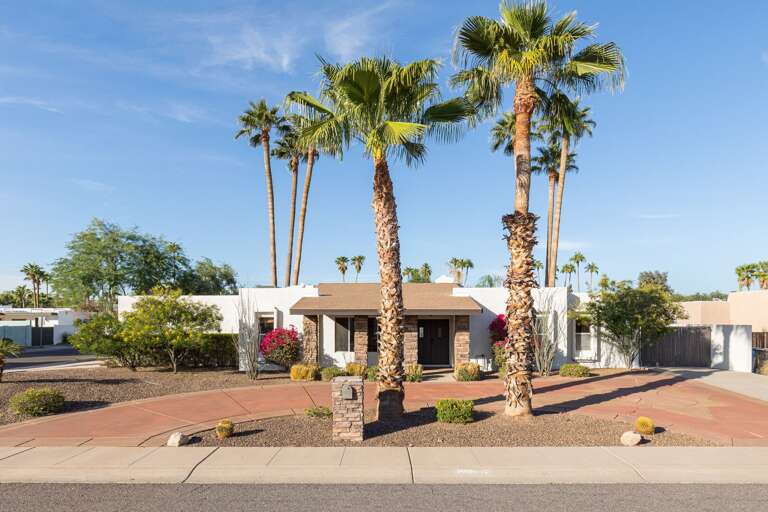 Street View of Casa Voltaire