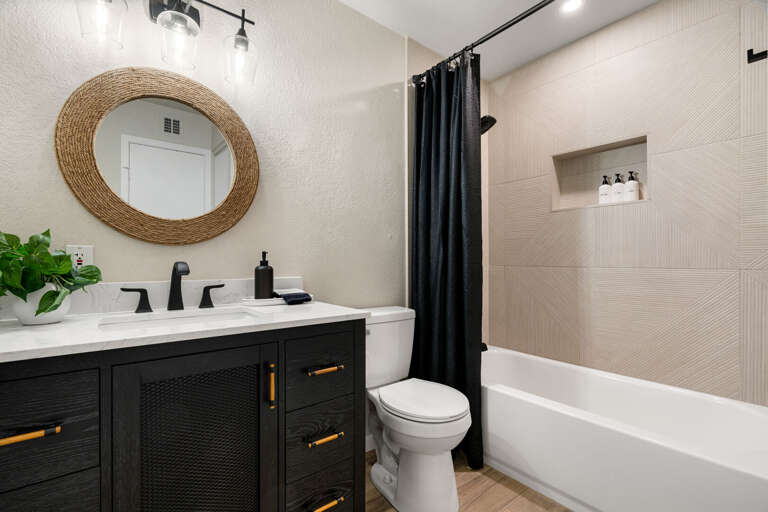 Second bathroom with shower tub combo Second bathroom with shower tub combo