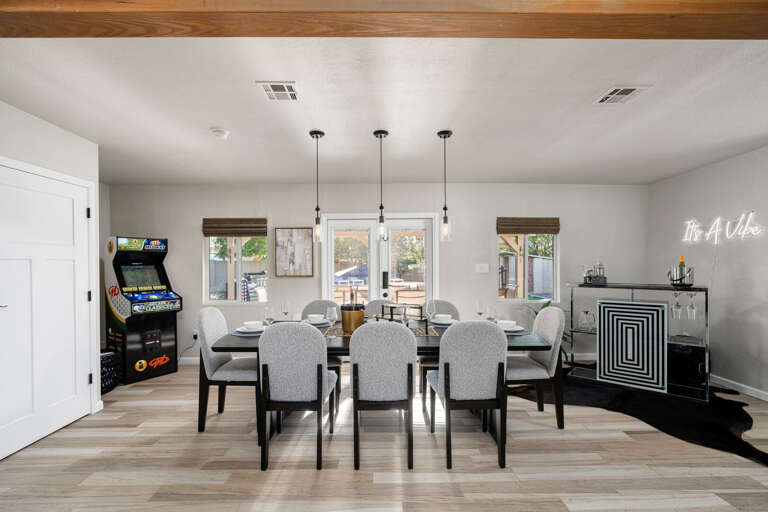 Dining table for 6, arcade game, and bar cart! Dining table for 6, arcade game, and bar cart!