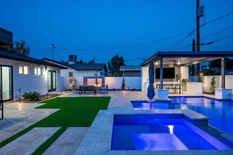 With outdoor space like this, you will gain so many fun memories.