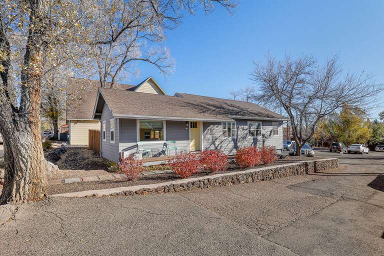 Northern Arizona University – Just a few miles away, ideal for campus visits. 
Snowbowl Ski Resort – 25-minute drive for exceptional skiing and snowboarding adventures. Northern Arizona University – Just a few miles away, ideal for campus visits. 
Snowbowl Ski Resort – 25-minute drive for exceptional skiing and snowboarding adventures.