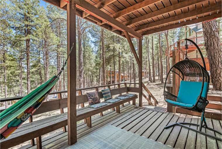 Nestled among serene Ponderosa Pines, this cozy and secluded Northern Arizona retreat sleeps 12 Nestled among serene Ponderosa Pines, this cozy and secluded Northern Arizona retreat sleeps 12