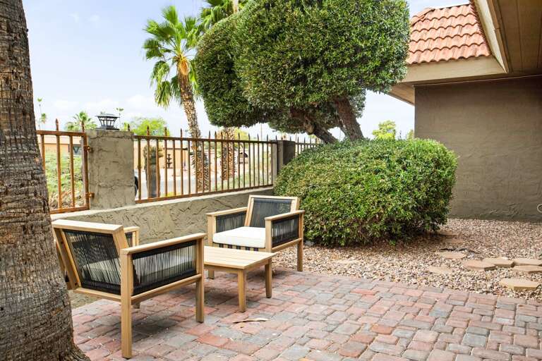 Additional Outdoor Seating Additional Outdoor Seating