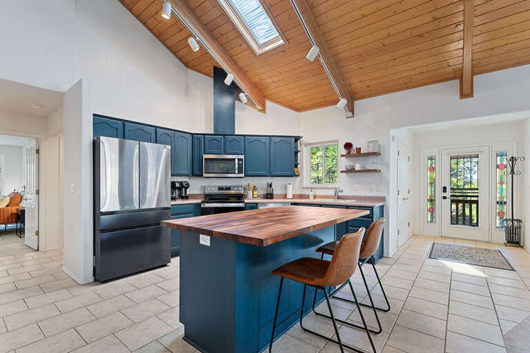 The kitchen is a chef's dream, fully equipped with everything you need to whip up delicious meals. The kitchen is a chef's dream, fully equipped with everything you need to whip up delicious meals.