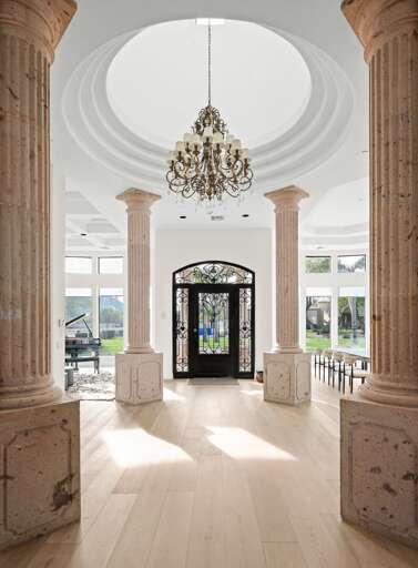 Enchanting entrance. Enchanting entrance.