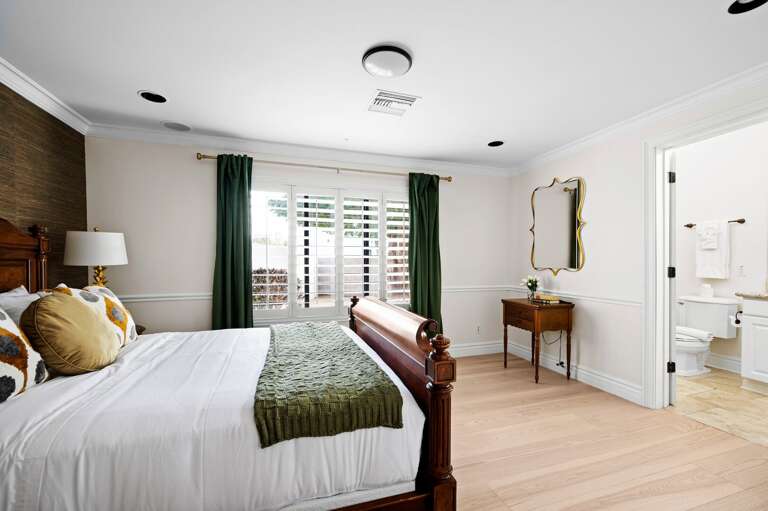 Guest bedroom Guest bedroom