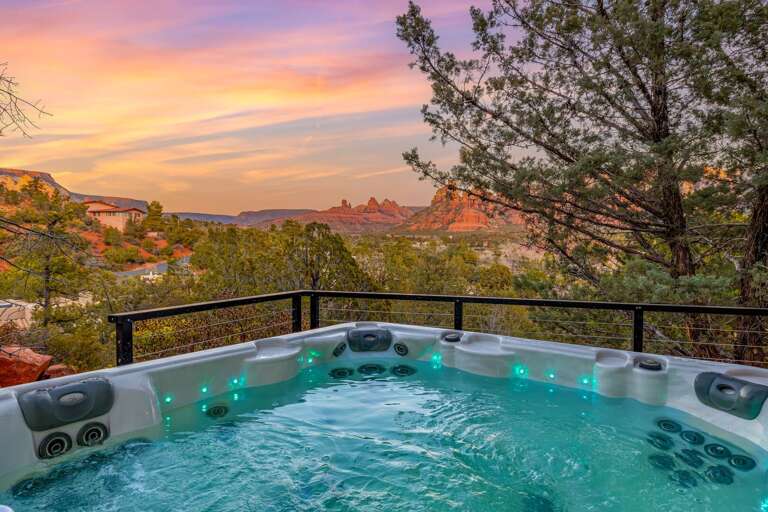 Spa & Fire Pit: Your private outdoor spa and fire pit create the ultimate setting to relax under Sedona's starlit skies. Spa & Fire Pit: Your private outdoor spa and fire pit create the ultimate setting to relax under Sedona's starlit skies.