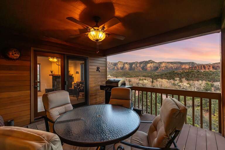 Spacious covered patio with dining area  for 4 Spacious covered patio with dining area  for 4