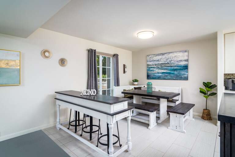Dining Area w/ Seating for 10 + 4 at Kitchen Island Dining Area w/ Seating for 10 + 4 at Kitchen Island