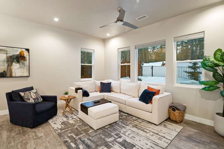 Forest-Backed Quiet Retreat: Nestled in a peaceful cul-de-sac with direct access to stunning forest trails.