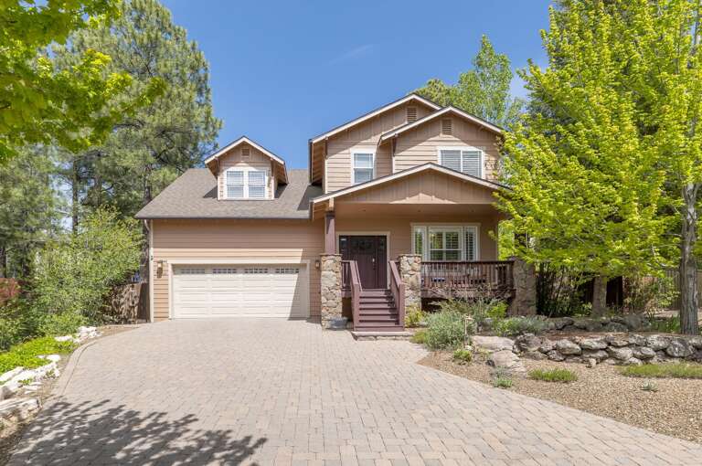 The home connects to the Urban Trail System and is within driving distance of Sunset Crater Volcano, Walnut Canyon, Museum of Northern Arizona, and the Lowell Observatory. The home connects to the Urban Trail System and is within driving distance of Sunset Crater Volcano, Walnut Canyon, Museum of Northern Arizona, and the Lowell Observatory.