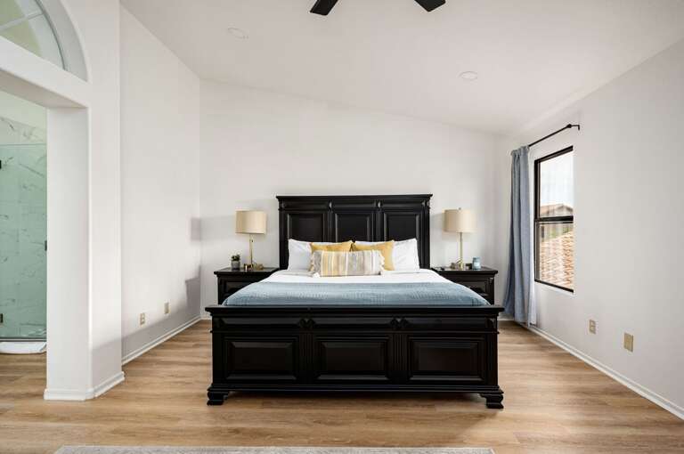 We love how spacious the Master bedroom is. We love how spacious the Master bedroom is.