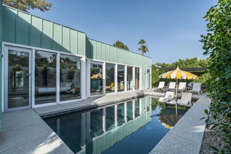 The backyard is a true oasis! The backyard is a true oasis!