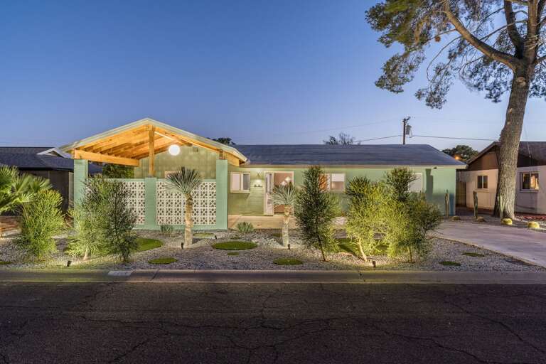 Retrofic in the evening Retrofic in the evening