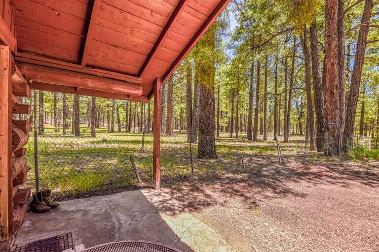 Prime Location for Adventure: Just 13 miles from the Grand Canyon exit, with easy access to Sedona, Flagstaff, and Route 66.