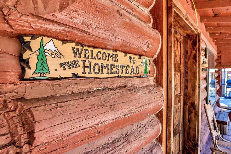 Experience the charm of country living at this beautiful homestead, where comfort and nature come together.