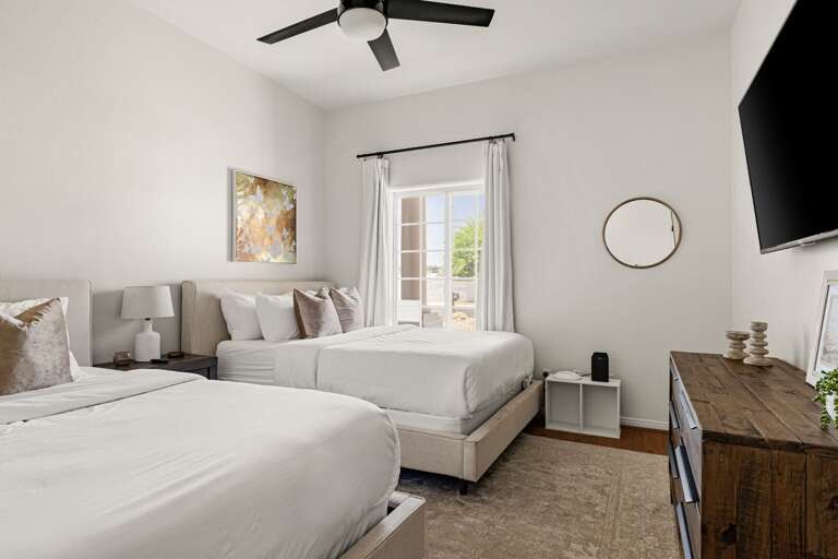 Bedroom w/ 2 Queen Beds & TV
