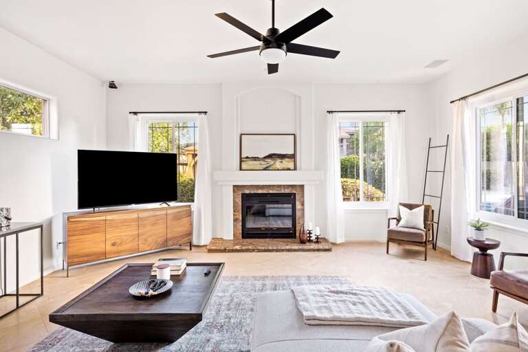 Living Area Living Area