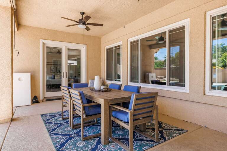 Shaded Outdoor Dining Area & Seating for 6