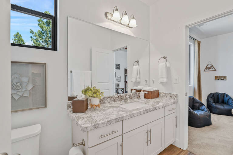 2nd Floor: Secondary Suite 2 (Queen Bed) - En-suite bathroom with tub/shower combo and premium amenities. 2nd Floor: Secondary Suite 2 (Queen Bed) - En-suite bathroom with tub/shower combo and premium amenities.