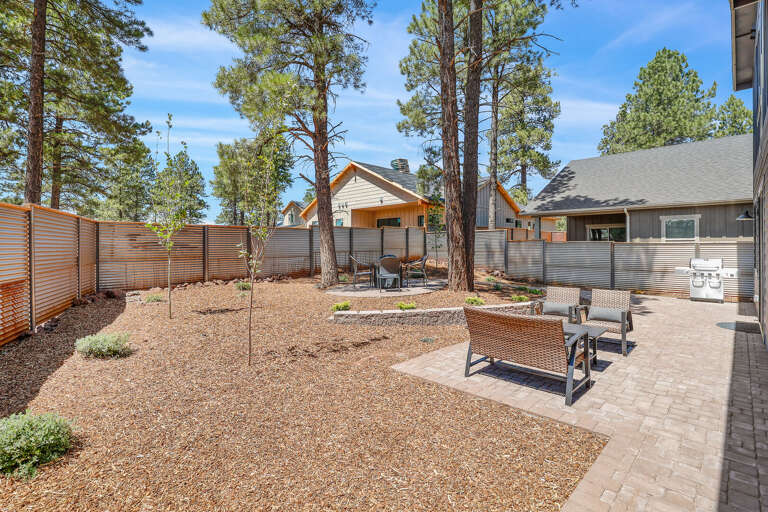 Enjoy the freedom of a spacious outdoor area, perfect for relaxation, activities, and taking in the fresh air. Enjoy the freedom of a spacious outdoor area, perfect for relaxation, activities, and taking in the fresh air.