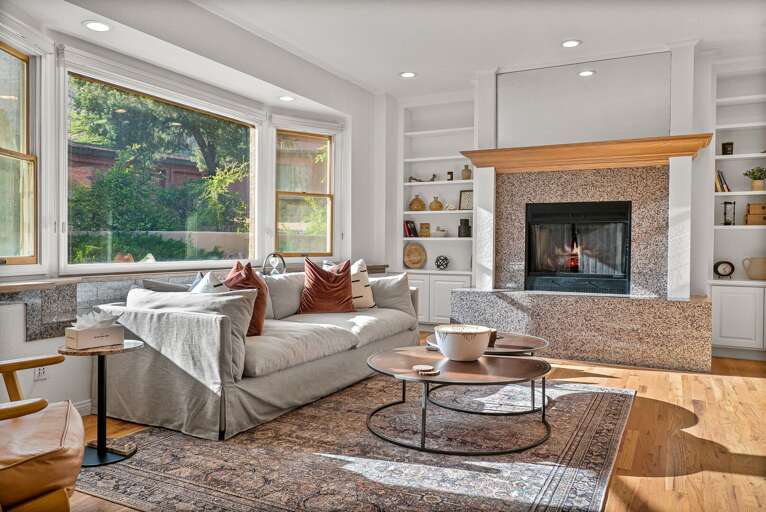 Living Area Living Area