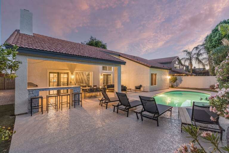 Welcome to The Black Palm! Welcome to The Black Palm!