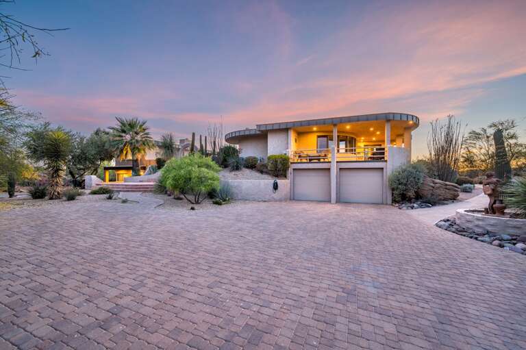 Driveway at The Carefree Crest w/ Ample Space