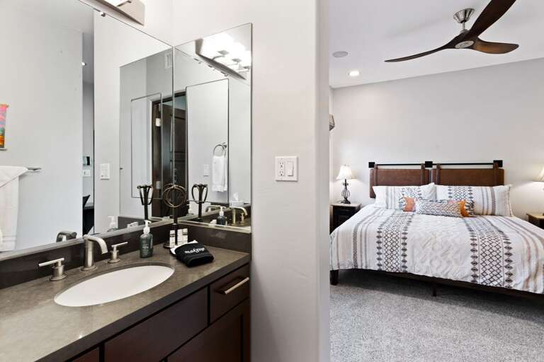 Jack & Jill Bathroom Shared With Bedroom Two & Three Jack & Jill Bathroom Shared With Bedroom Two & Three