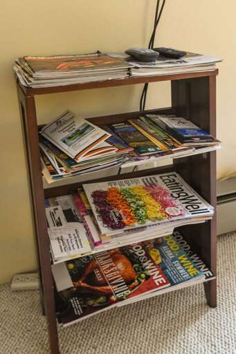 Minutes from historic Downtown Flagstaff, Route 66, and nearby hiking trails. Minutes from historic Downtown Flagstaff, Route 66, and nearby hiking trails.