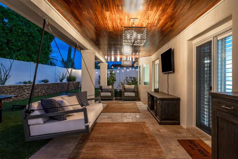 Snuggle up on the Outdoor Swing & watch TV. Snuggle up on the Outdoor Swing & watch TV.