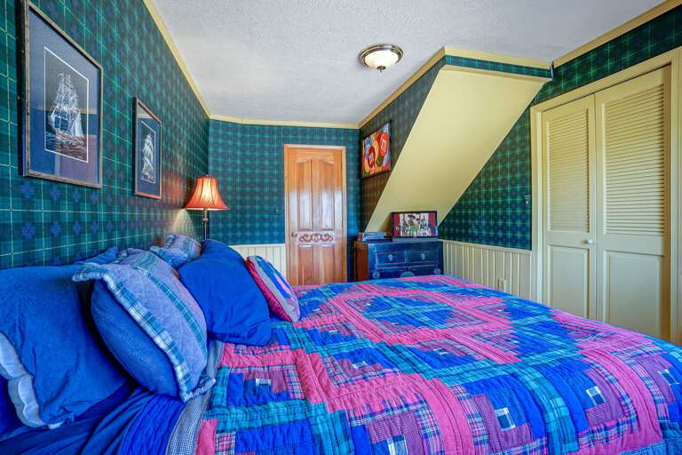 Unique bedroom 3. Equipped with a TV, PS2, DVDs,  with a drawer full of games and controllers. Unique bedroom 3. Equipped with a TV, PS2, DVDs,  with a drawer full of games and controllers.