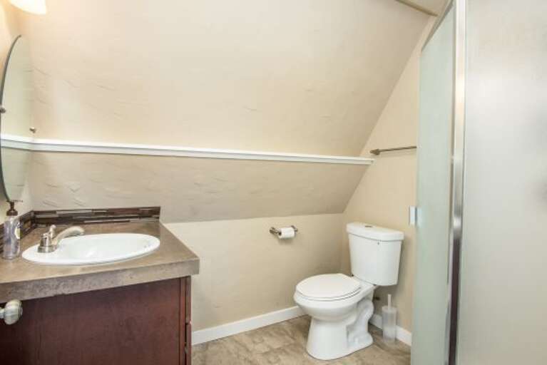 Master - an ensuite bathroom (shower/single vanity) Master - an ensuite bathroom (shower/single vanity)