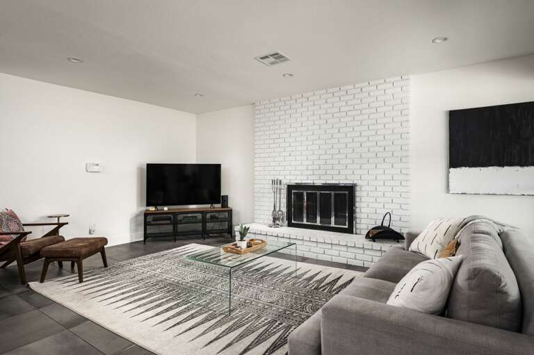 **fireplace is not for guest use