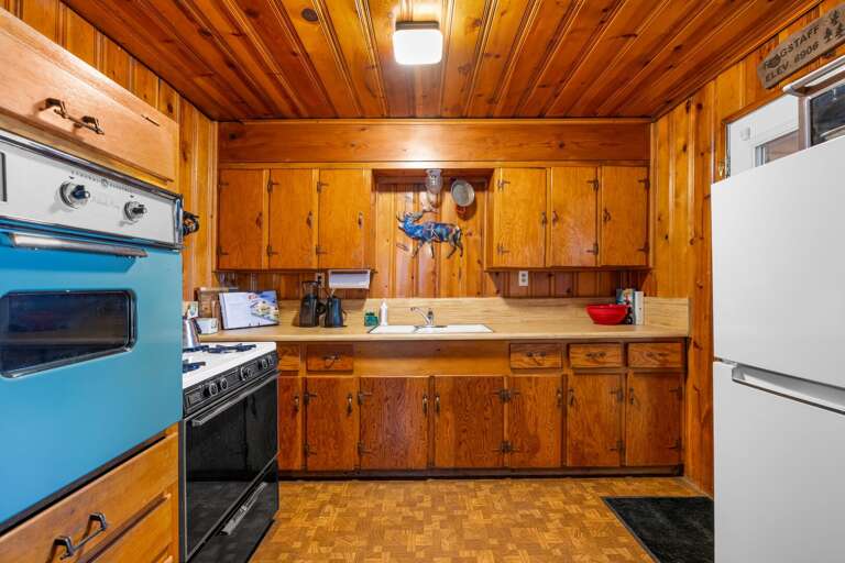 Kitchen for all your cooking needs.