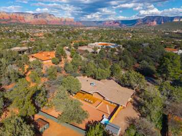 Welcome to Casa Del Camino!