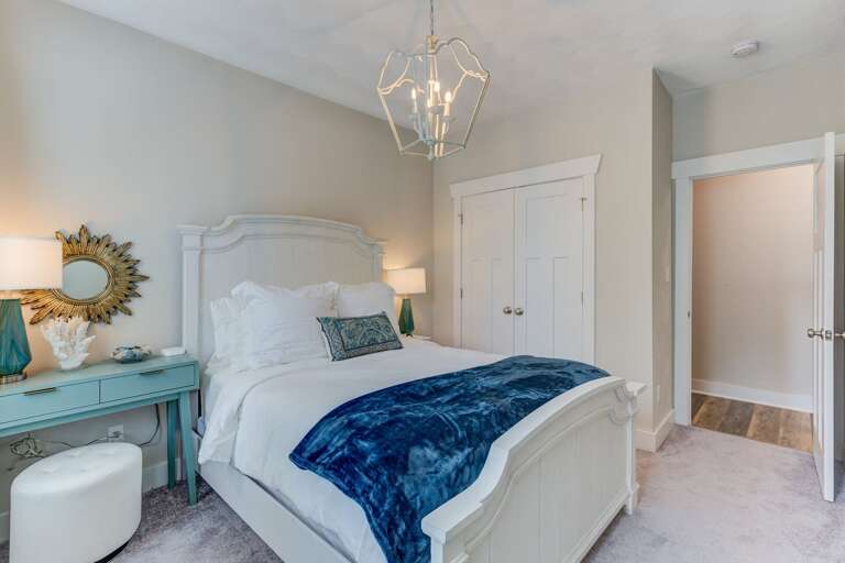 queen bedroom queen bedroom