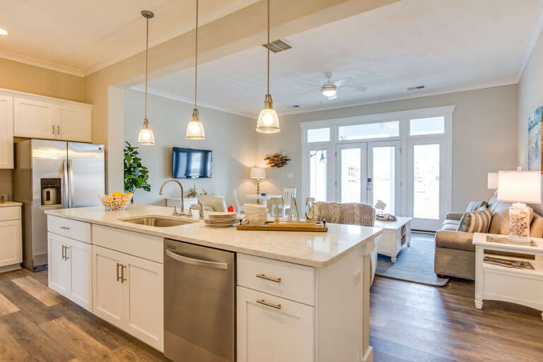 Fully stocked kitchen Fully stocked kitchen