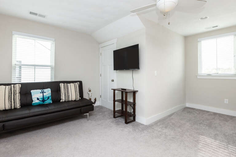 Third floor loft space Third floor loft space