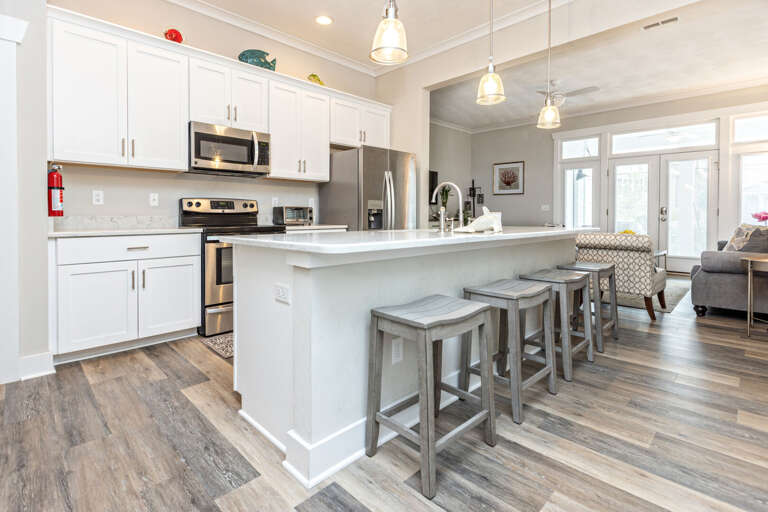 Fully stocked kitchen Fully stocked kitchen