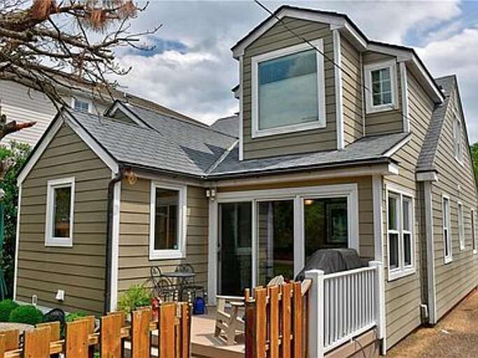 Exterior backyard. Featuring a patio for grilling and spacious back yard for your enjoyment. Great for kids! Exterior backyard. Featuring a patio for grilling and spacious back yard for your enjoyment. Great for kids!