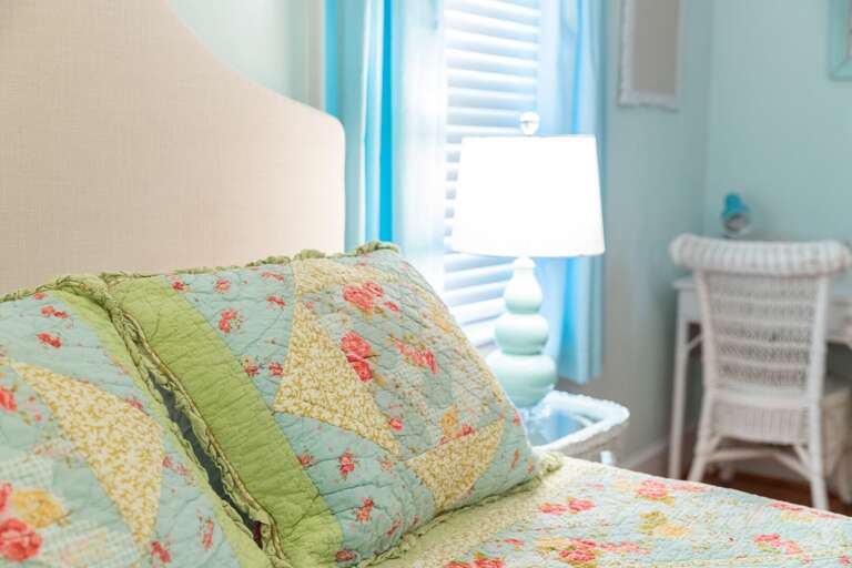 Master bedroom Master bedroom