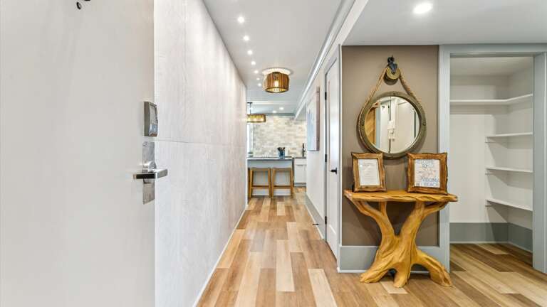 Main Entrance to Mamas Little House | Full Renovated and Up to Date with Comfort, Simplicity and Luxury Amenities in Mind Main Entrance to Mamas Little House | Full Renovated and Up to Date with Comfort, Simplicity and Luxury Amenities in Mind