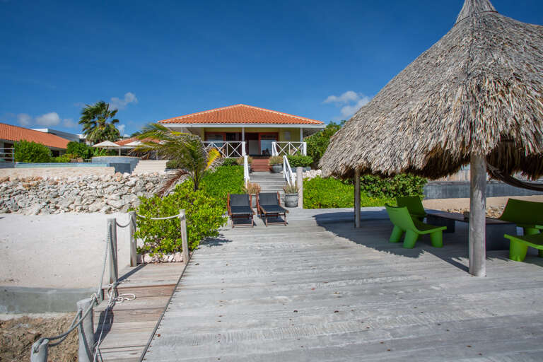 Curacao Vacation rental looking from the dockt towards the sitting room