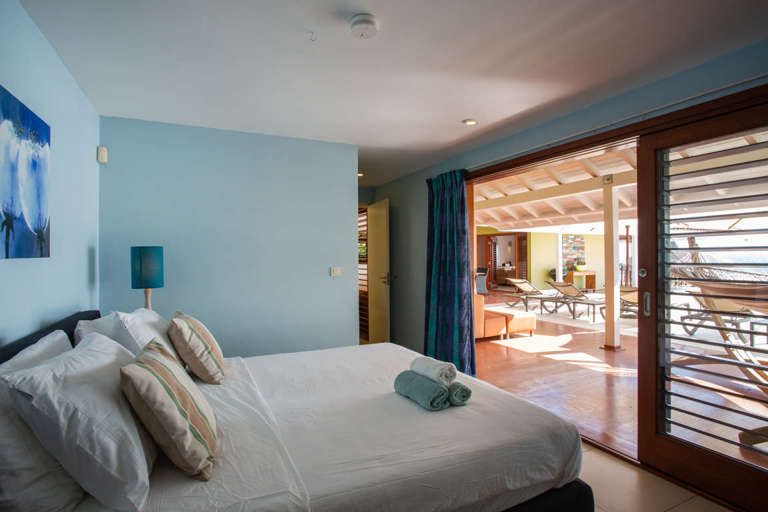 Vacation Rental Curacao master bedroom
