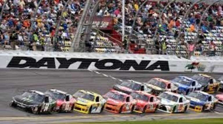 Daytona Speedway is 10 miles north.  Many fun motor &amp; other activities are there
