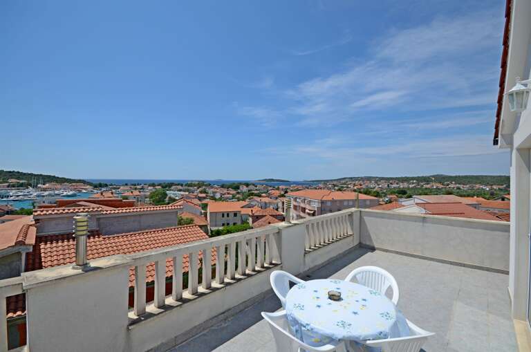Rogoznica Apartment Rental