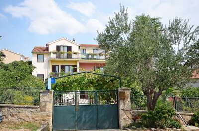  Green Garden