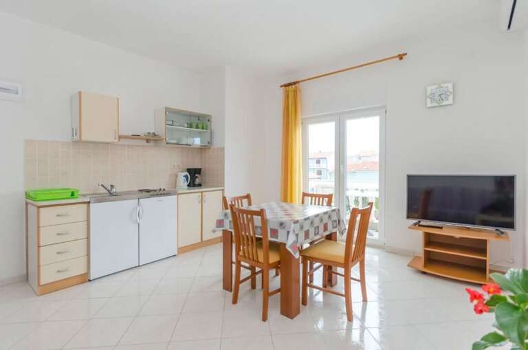 Srima Apartment Rental
